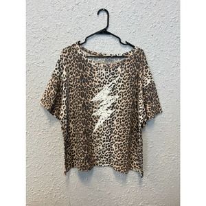 Women's Leopard Blue Buttercup One Size Shirt